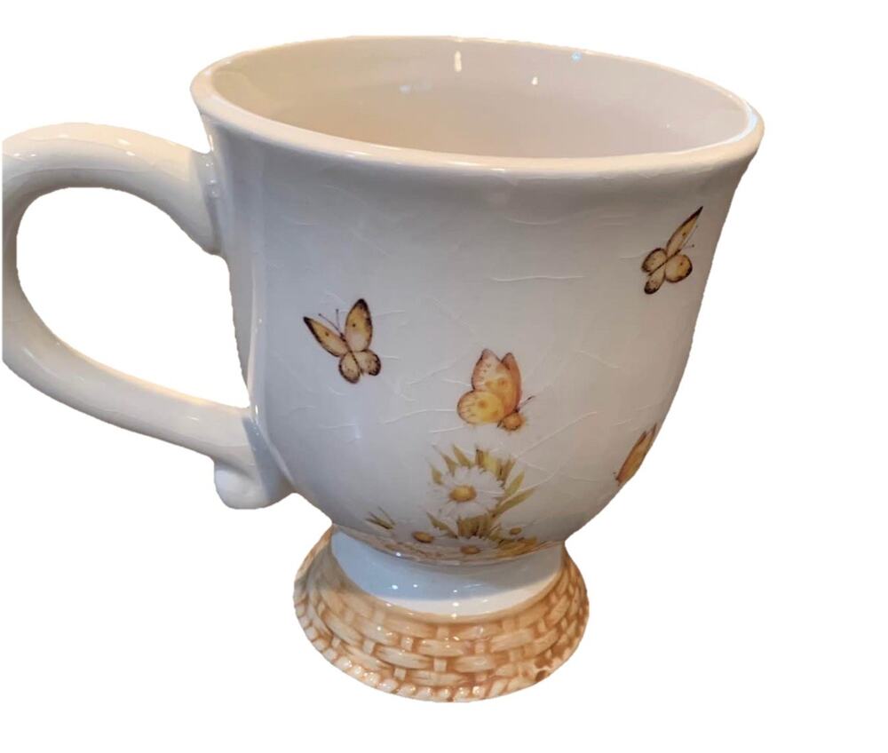 CRACKER BARREL Easter BUNNY Basket Coffee Cup Mug BY SUSAN WINGET Vintage
